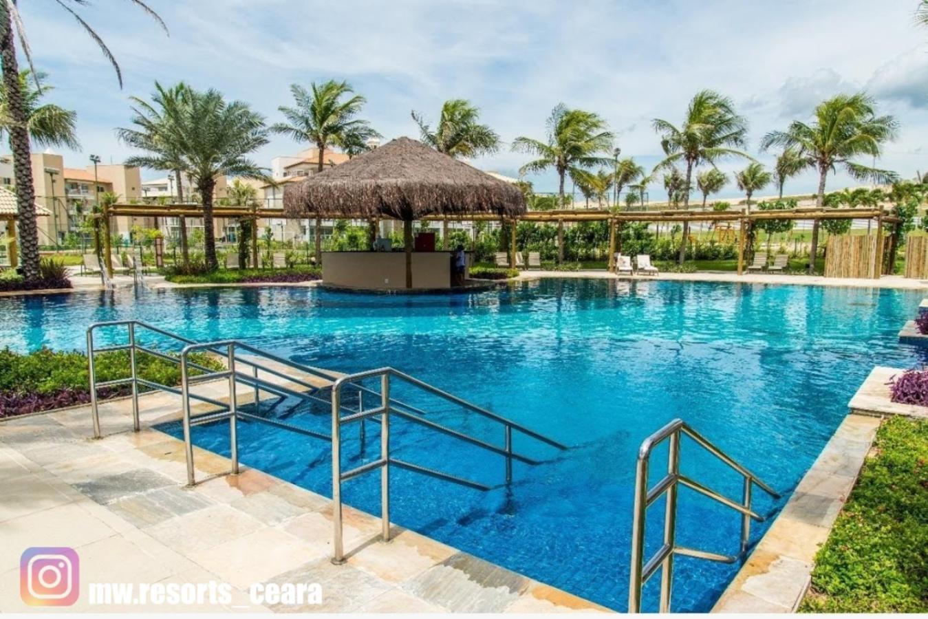 Golf 1 Km Beach Parck Aquiraz Bagian luar foto